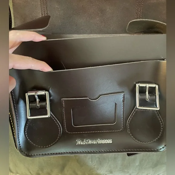 Chocolate Brown Leather Crossbody Messenger Bag, Like New - Picture 4 of 9